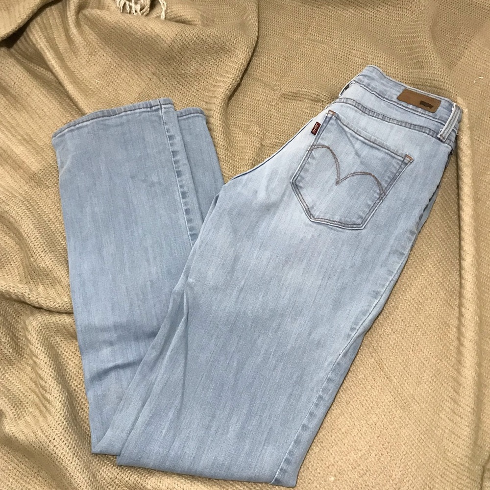 ♥️Levi’s straight leg bold curve jeans